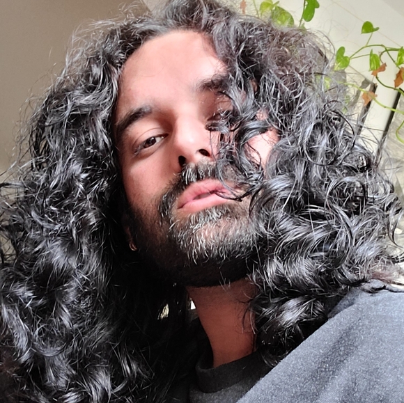 Meet your Posher, Jonathan - Picture 4 of 4